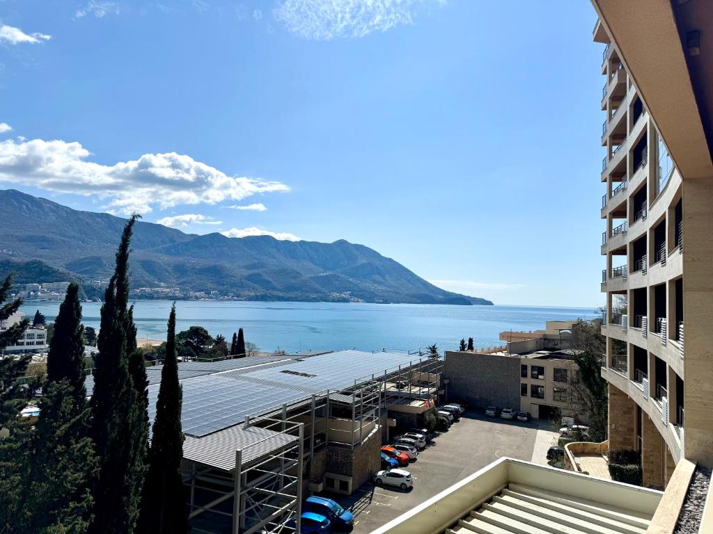 Exclusive Luxury Villa in Dukley Gardens - 4