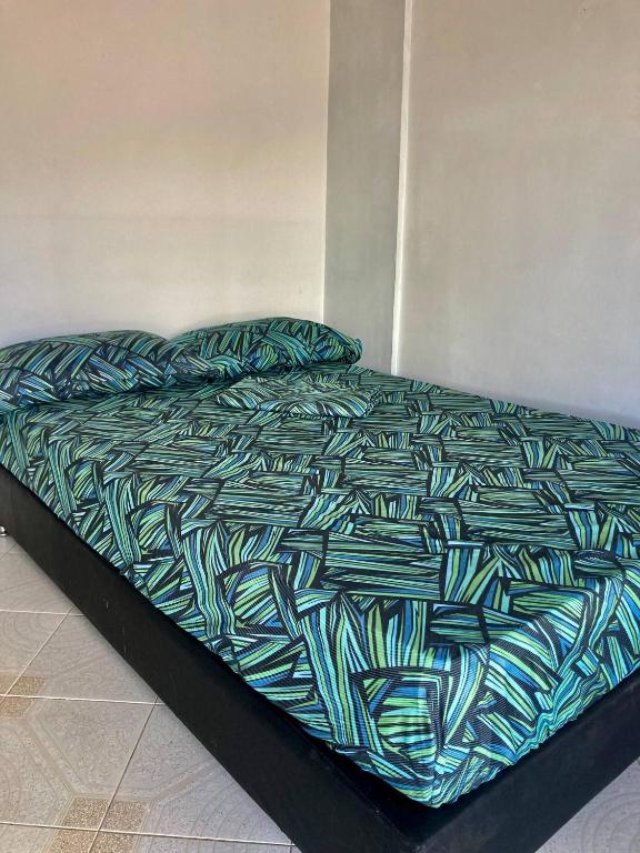 Charming Guest Room with Stunning Views in Jardn, Colombia - 2