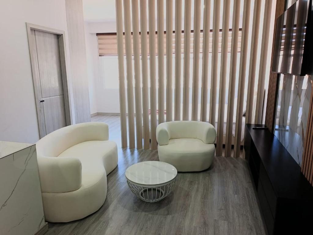Estilo y comodidad en San Miguel Monoambiente moderno - 6C - 2