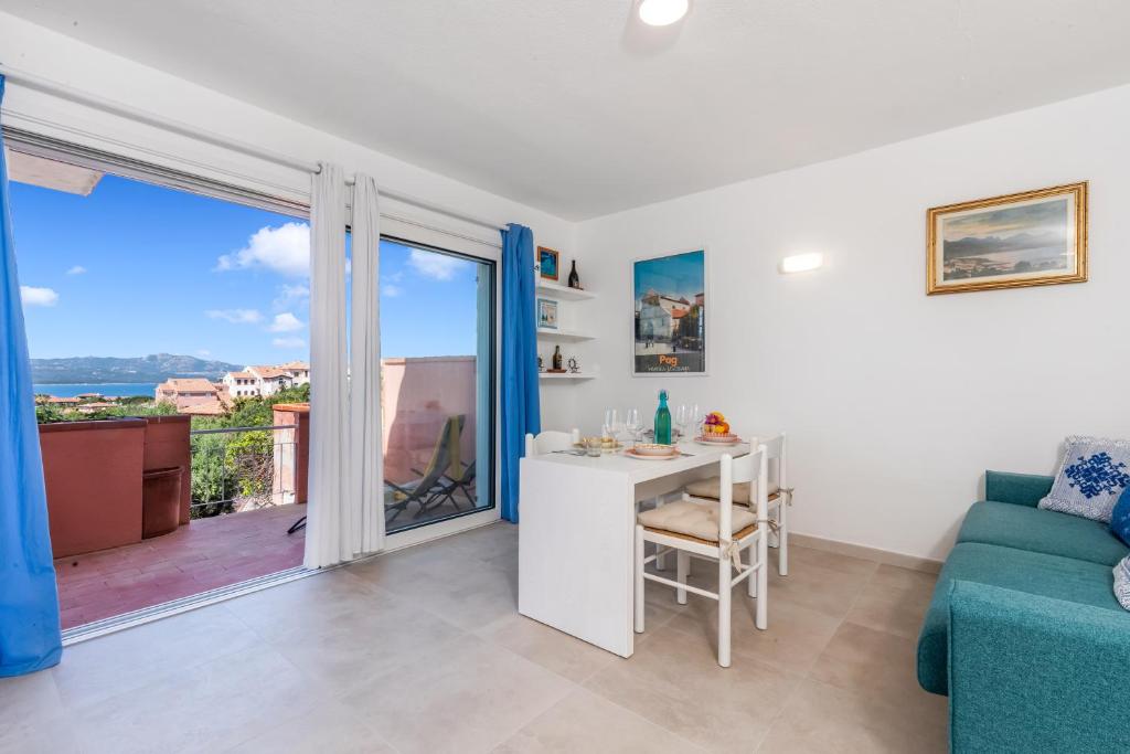 Aironi 34 - Happy Rentals - 1