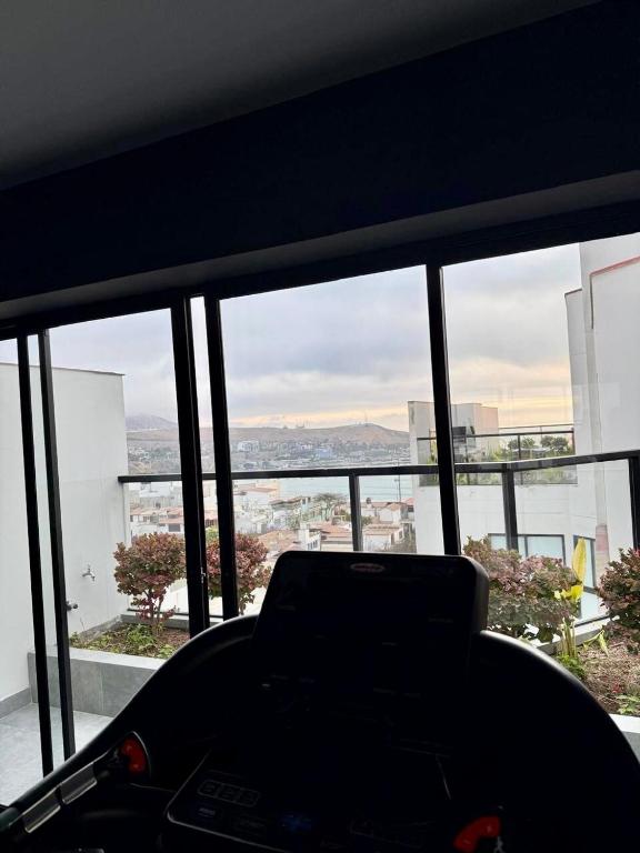 Modern 2BR Apt, Ocean View, Steps from Barranco - 4