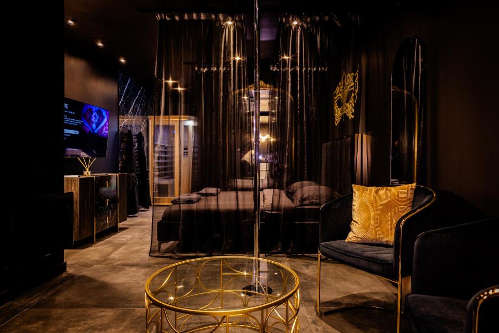 Love Room, Villeurbanne Rollet - 1