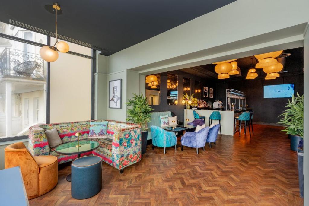 Bar/lounge