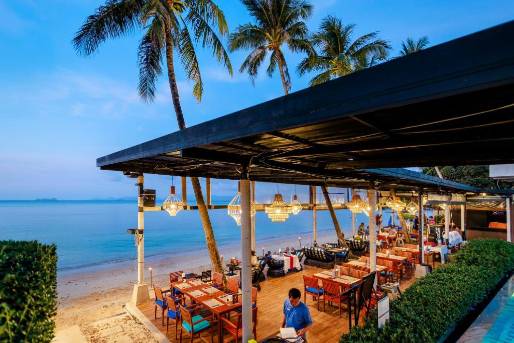 Restaurant, The Sea Koh Samui Resort & Residences by Tolani in Koh Samui