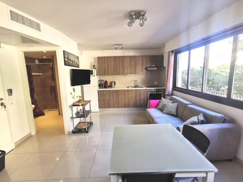 Studio Miami - Neuf - Centre ville - Plages - Gare - Tout à pied - Tout équipé - 1