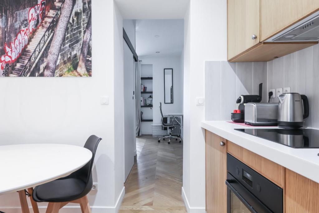 4-Star Apartment for 4, 10 mn from Champs-Élysées - 3