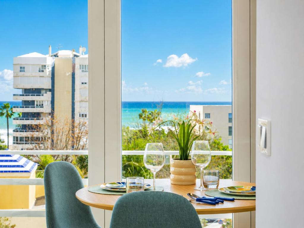 Cubo's Sea View Studio 100m from the Beach - 1