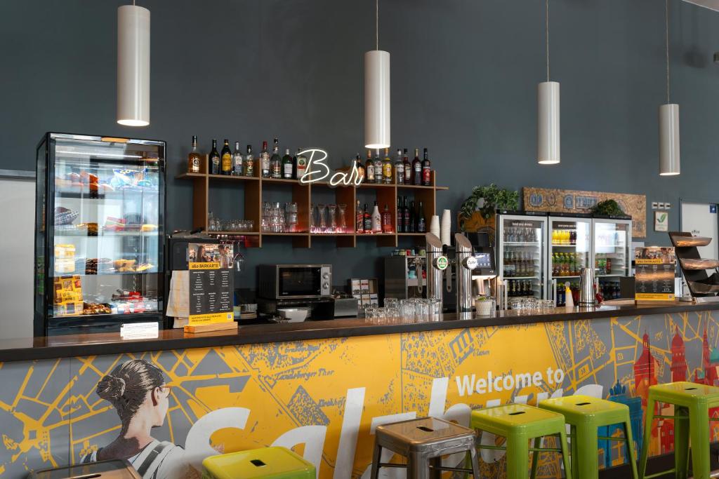 Bar/lounge