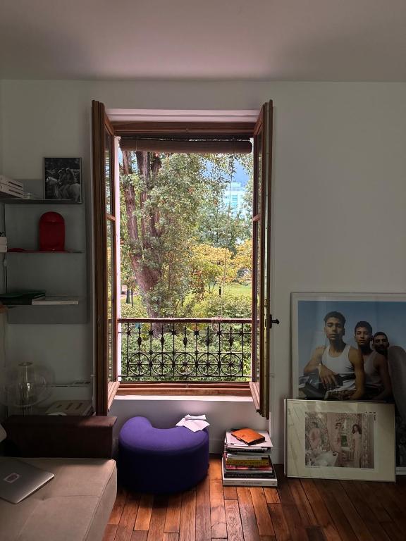 Bright appartment in Paris - 1