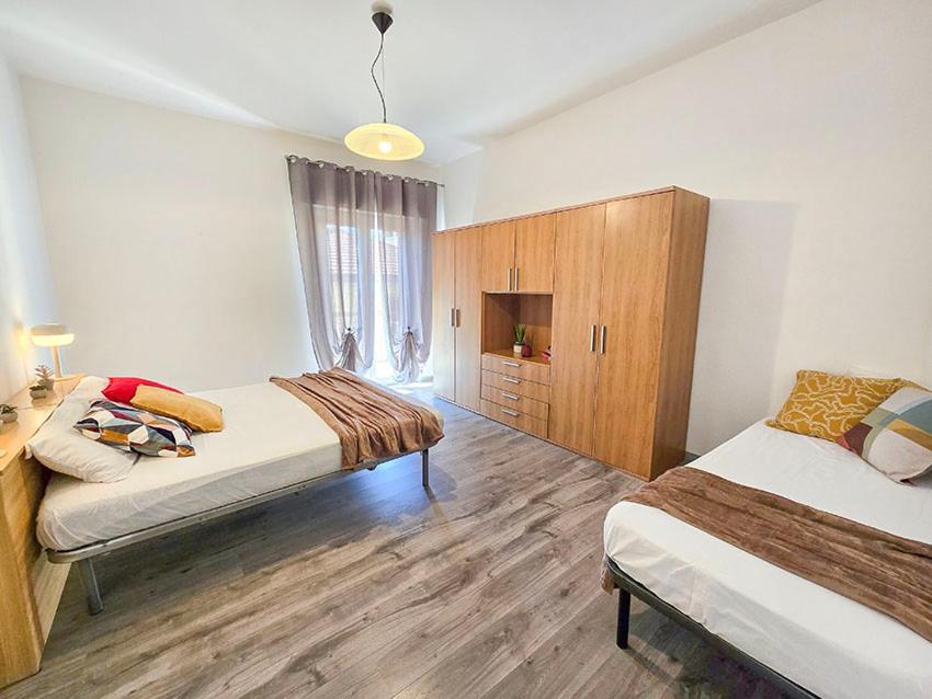 Ampio Quadrilocale 8 Pax vista mare - 5