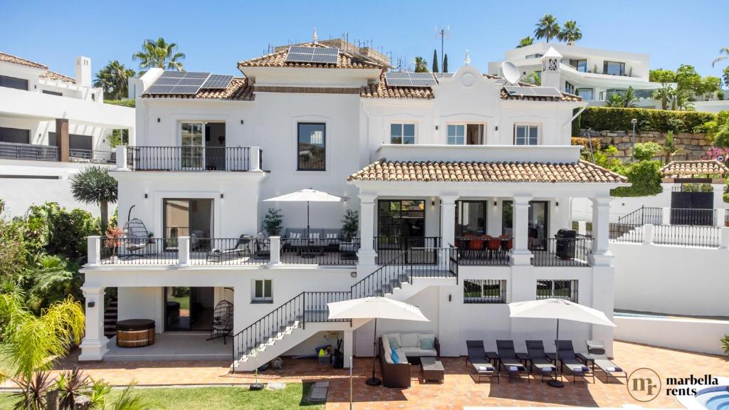 Villa El Paraiso Ref #42 - 1