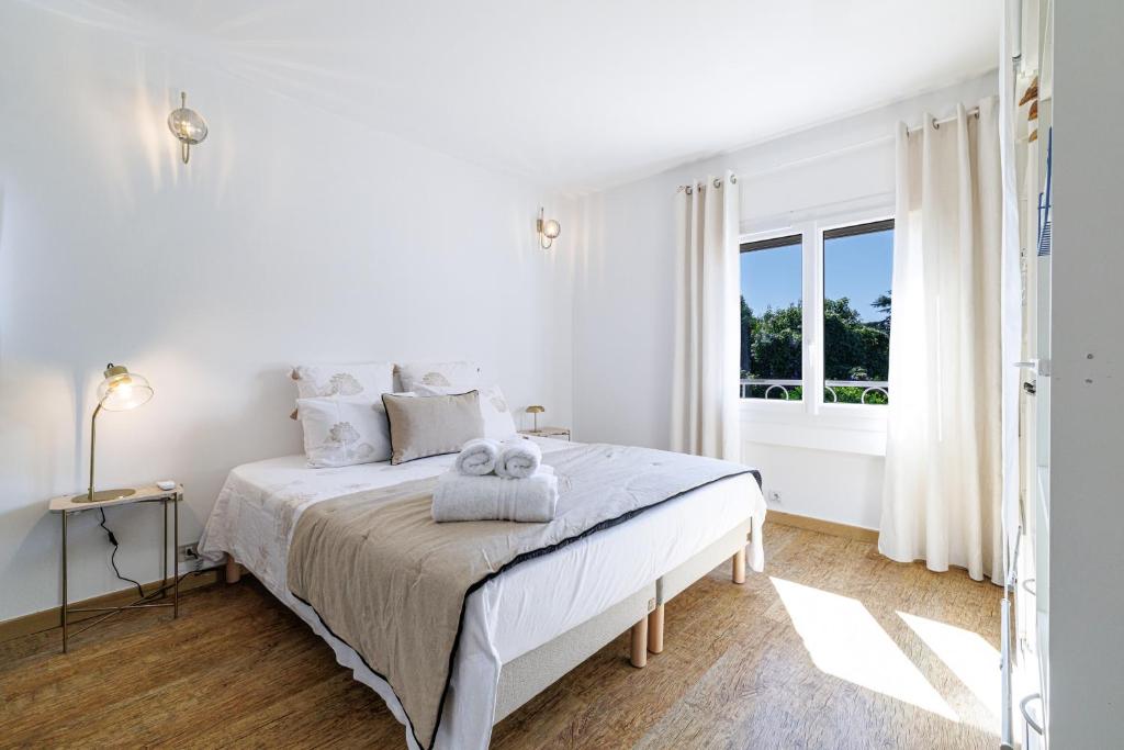 Villa 5 BDR - Swimmingpool - AC - Parking - 5