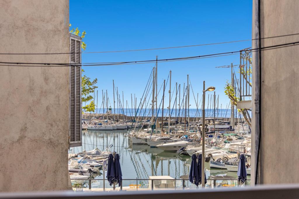 Appartement entier 3 pièces face au port - 4