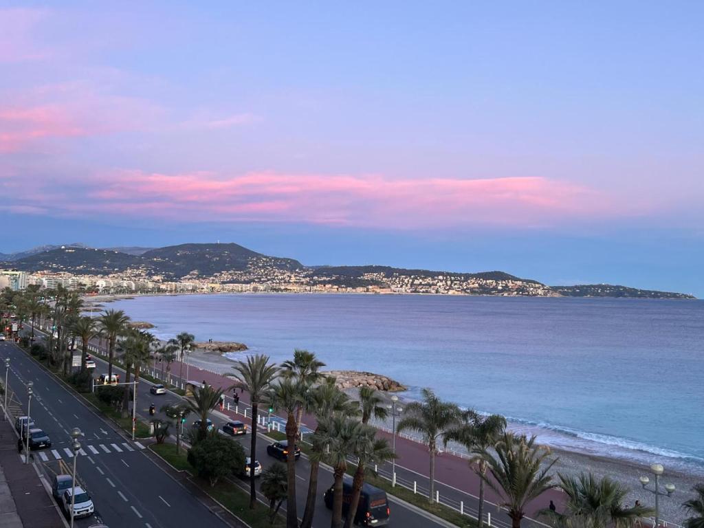 Nice Front de Mer Appartement 3 pièces - 2