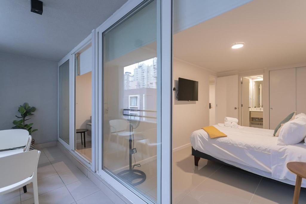 Your Urban Oasis 1BR in Downtown Santiago - 3
