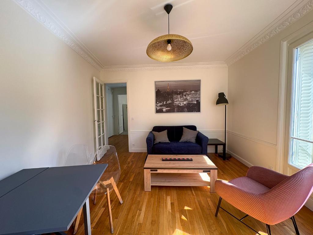 Élégant 2 pièces haussmannien avec balcon Paris 5e - 3
