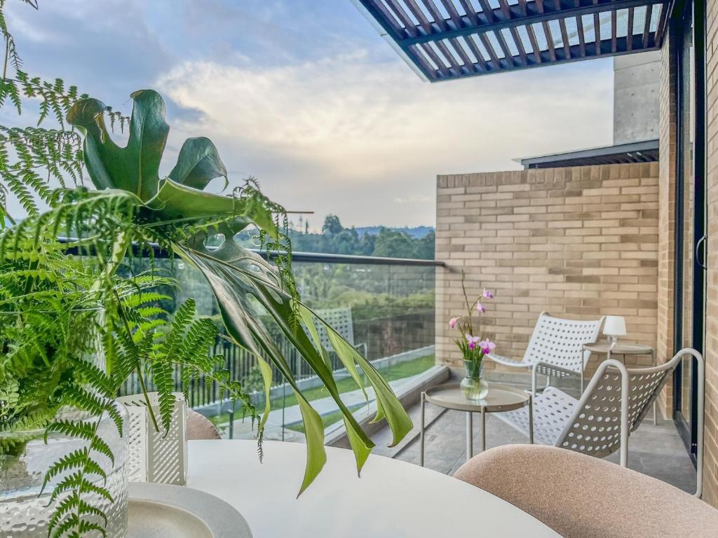 Premium Oriente Antioqueño Escape: Luxury & Views - 3