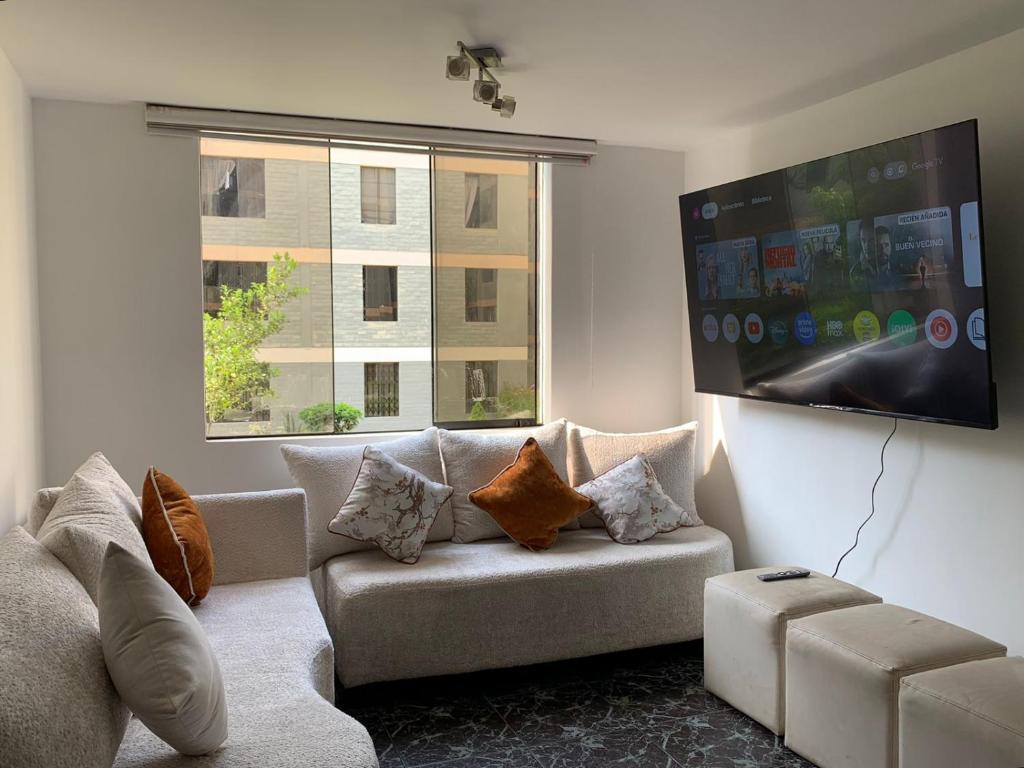 Departamento de 3 dormitorios en Surco - 1