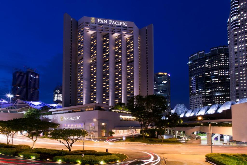 Entrance, Pan Pacific Singapore in Singapore