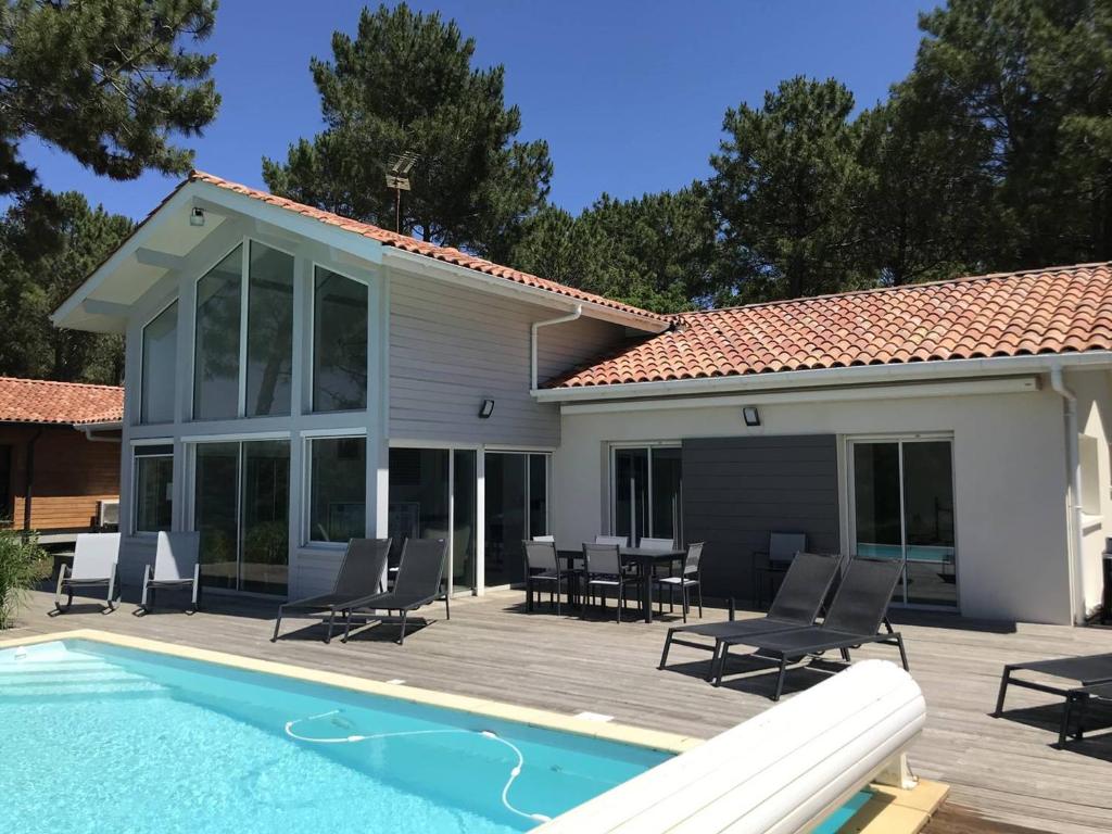 Villa avec piscine privée et wifi - 8 pers. - FR-1-878-1 - 1