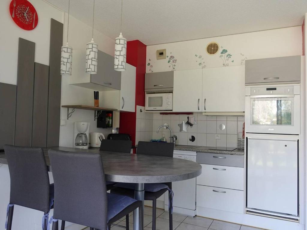 Appartement avec parking - 4 pers. - FR-1-878-23 - 2