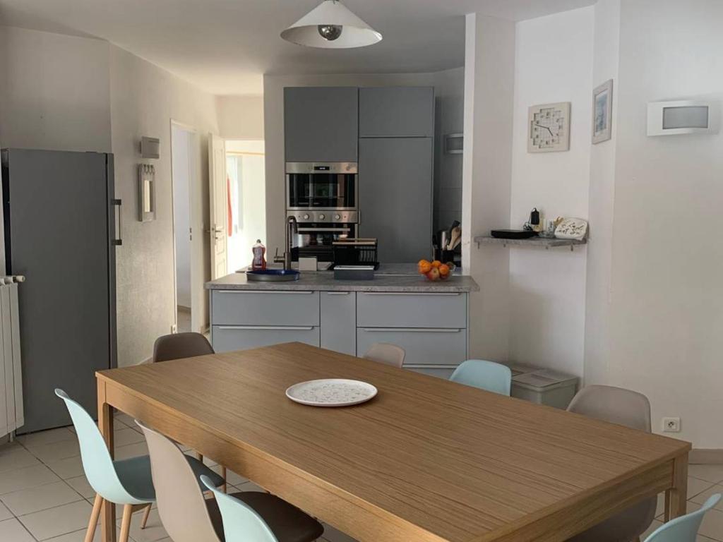 Villa avec piscine privative, animaux admis - 8 pers. - FR-1-878-13 - 4