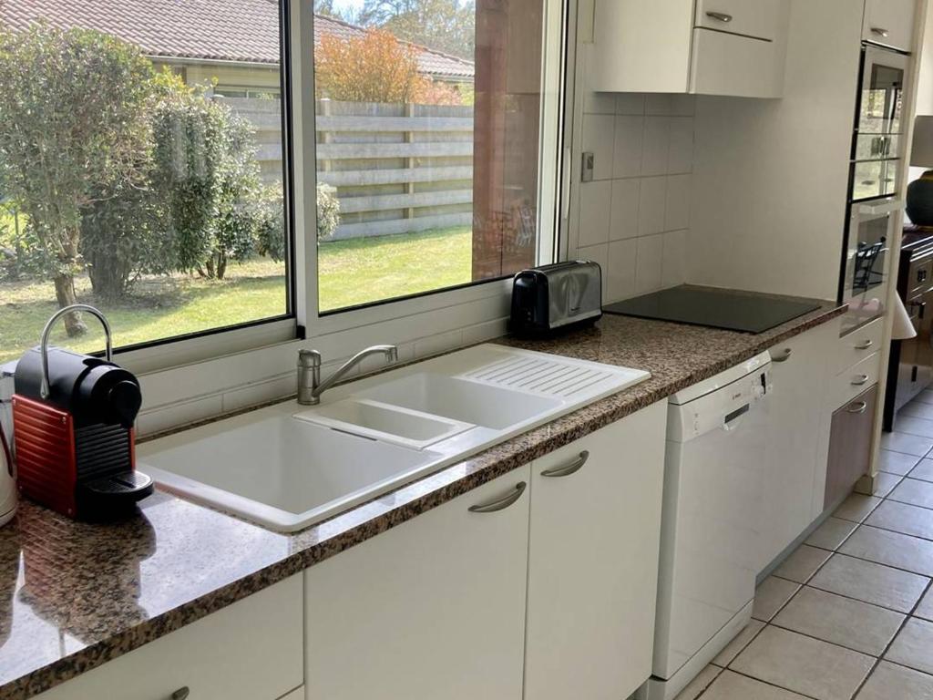 Villa familiale avec piscine chauffée - 6 pers. - FR-1-878-14 - 5