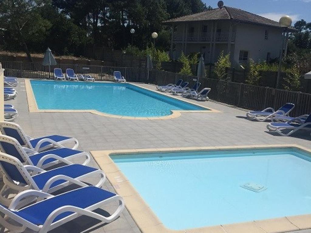 Appartement confortable avec parking - 8/10 pers. - FR-1-878-26 - 2