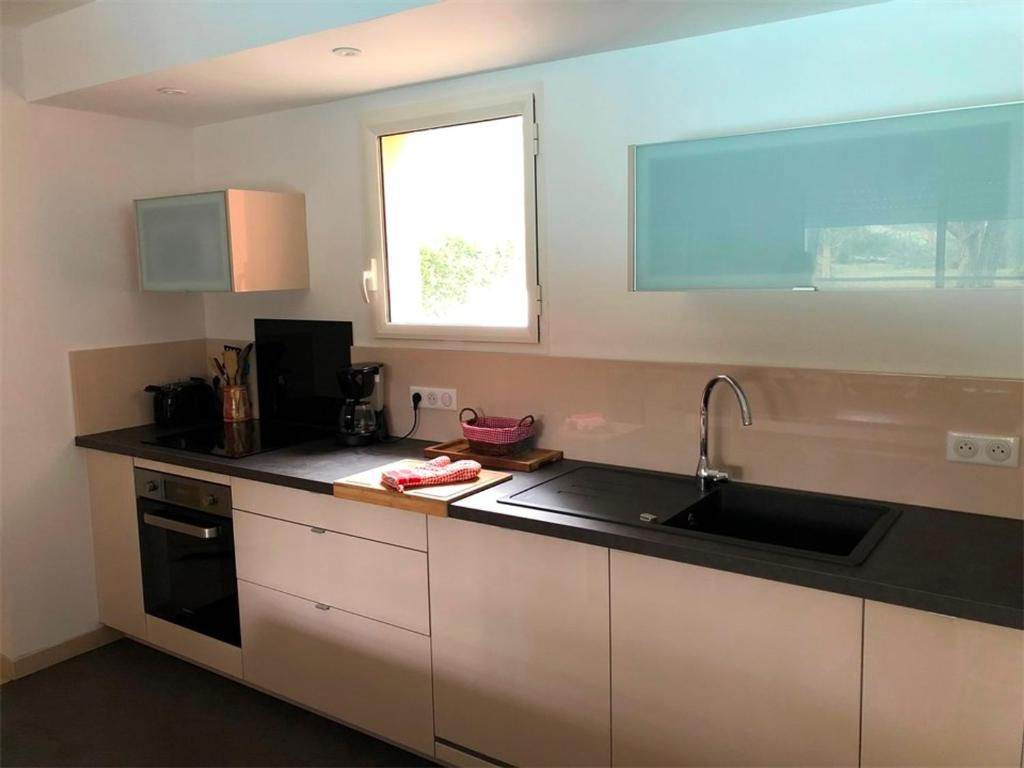 Maison avec piscine, animaux OK - 8 pers. - FR-1-878-50 - 3