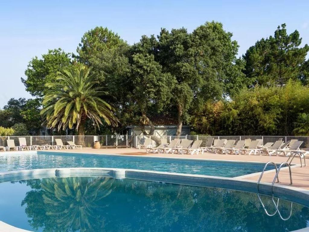 Appartement confortable avec terrasse - 4 pers. - FR-1-878-58 - 1