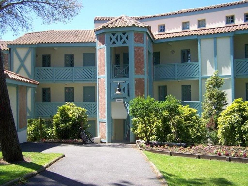 Appartement confortable avec terrasse - 4 pers. - FR-1-878-58 - 2