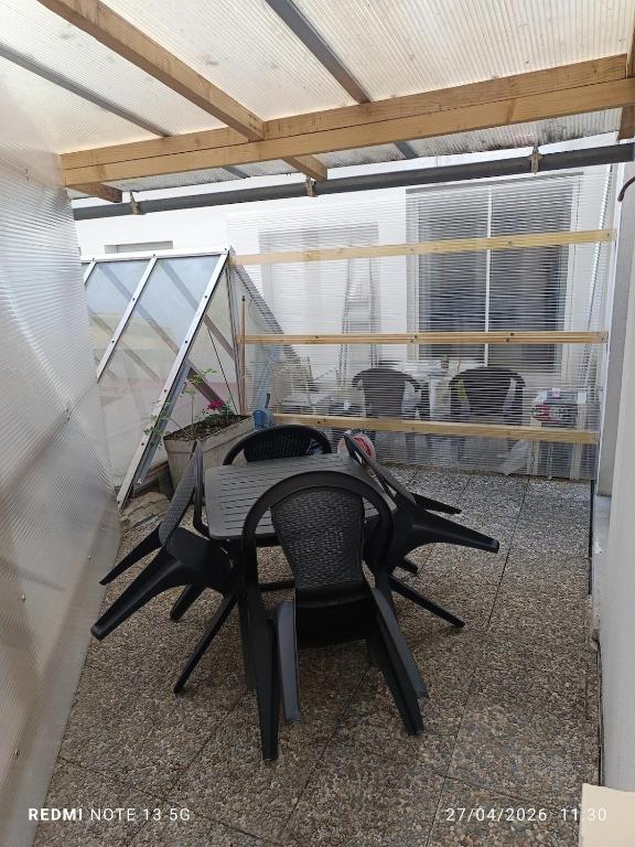 T2 centre Lourdes, proche sanctuaire avec balcon - 5