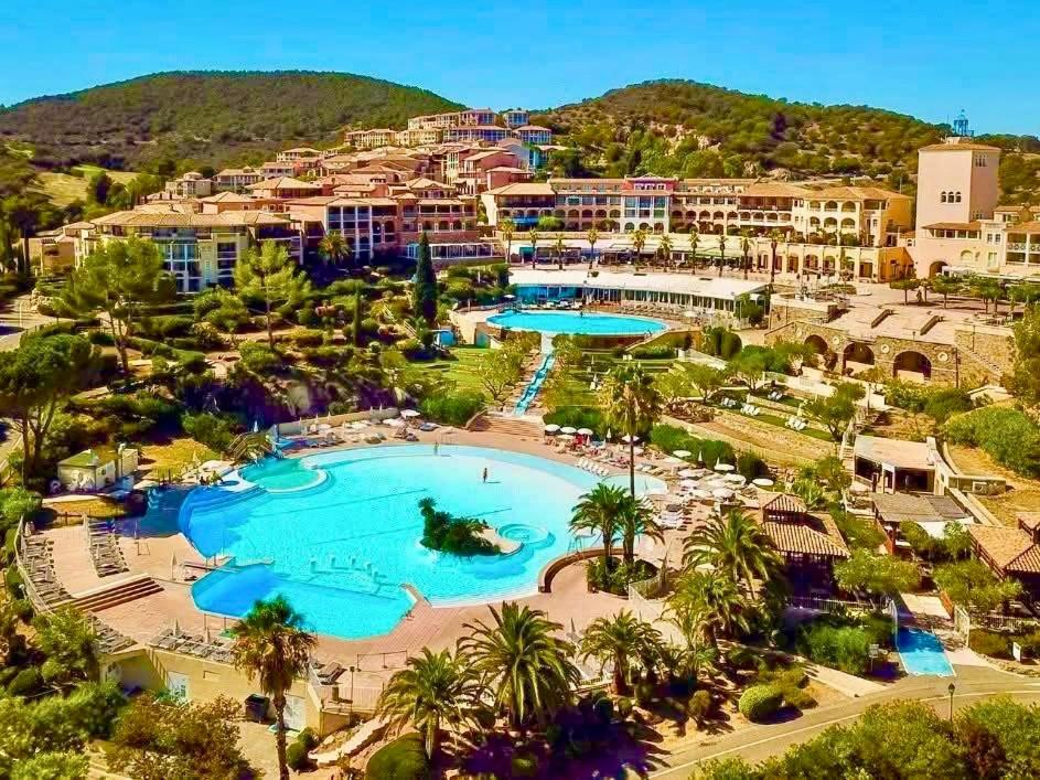 Village vacances Parc Aquatique - Le Jardin sur La Mer Clos-Parking- - 1