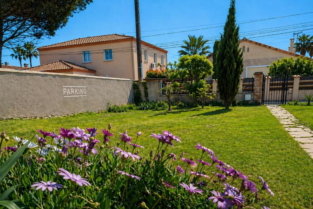 Villa climatisée, proche mer, 2 grands appartements indépendants, parking, WIFI - 4