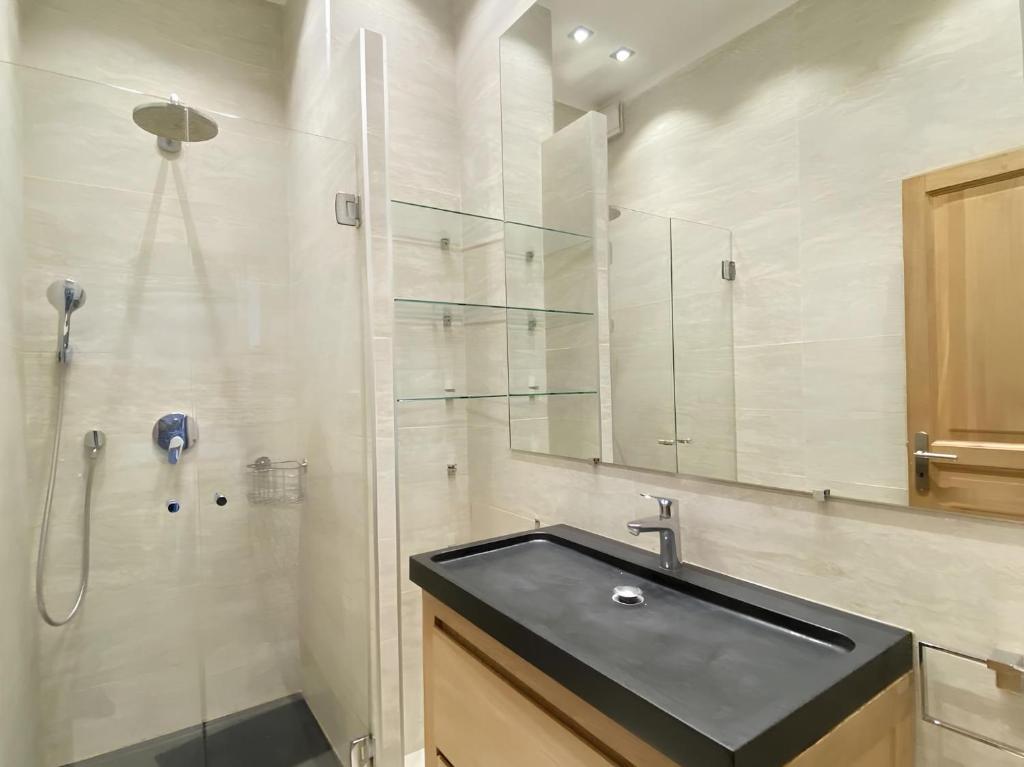 Louis By Terrys Homes - 4