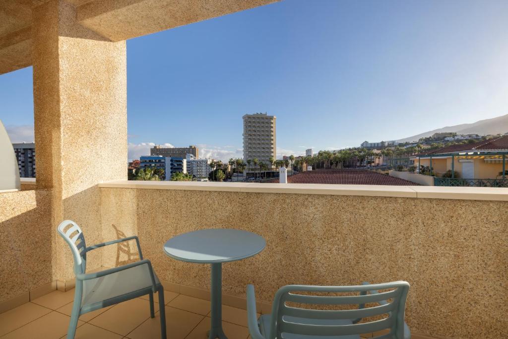 Alua Tenerife — Hotel rooms in Puerto de la Cruz, Canary Islands