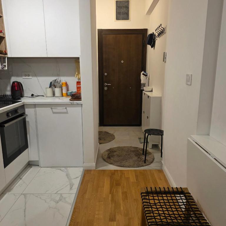 New & Modern City Center Apartment - 5