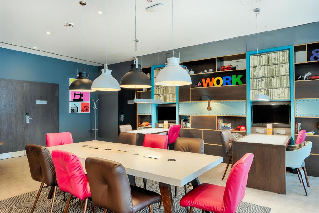 Premier Inn Stuttgart Bad Cannstatt ビジネスセンター