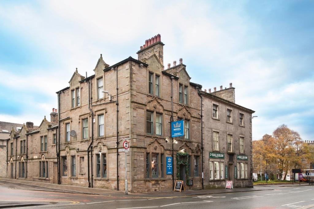 The Royal Hotel and Bar Lancaster - photo 1