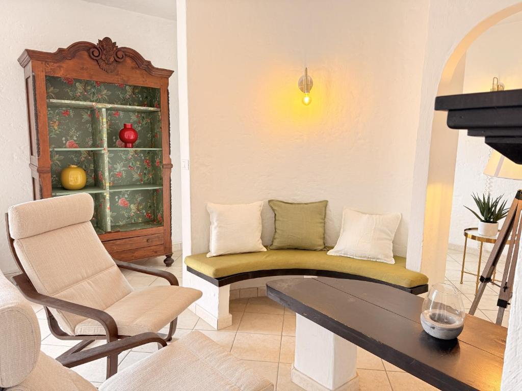 Frida's Home by Theater Home - 4