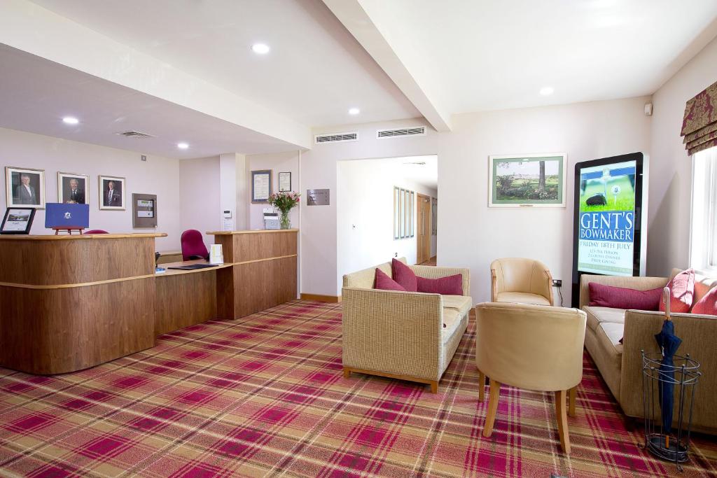 Sandford Springs Hotel and Golf Club photo