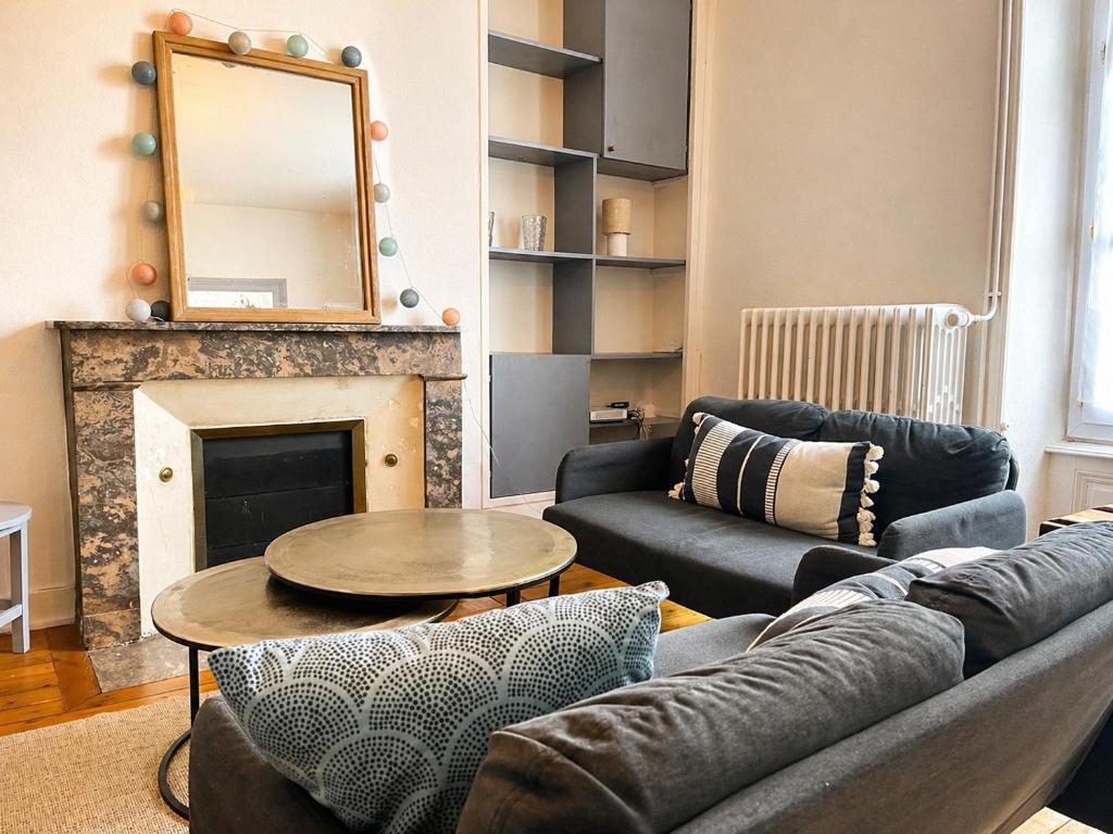 logement coeur de ville 3-4 personnes - 2