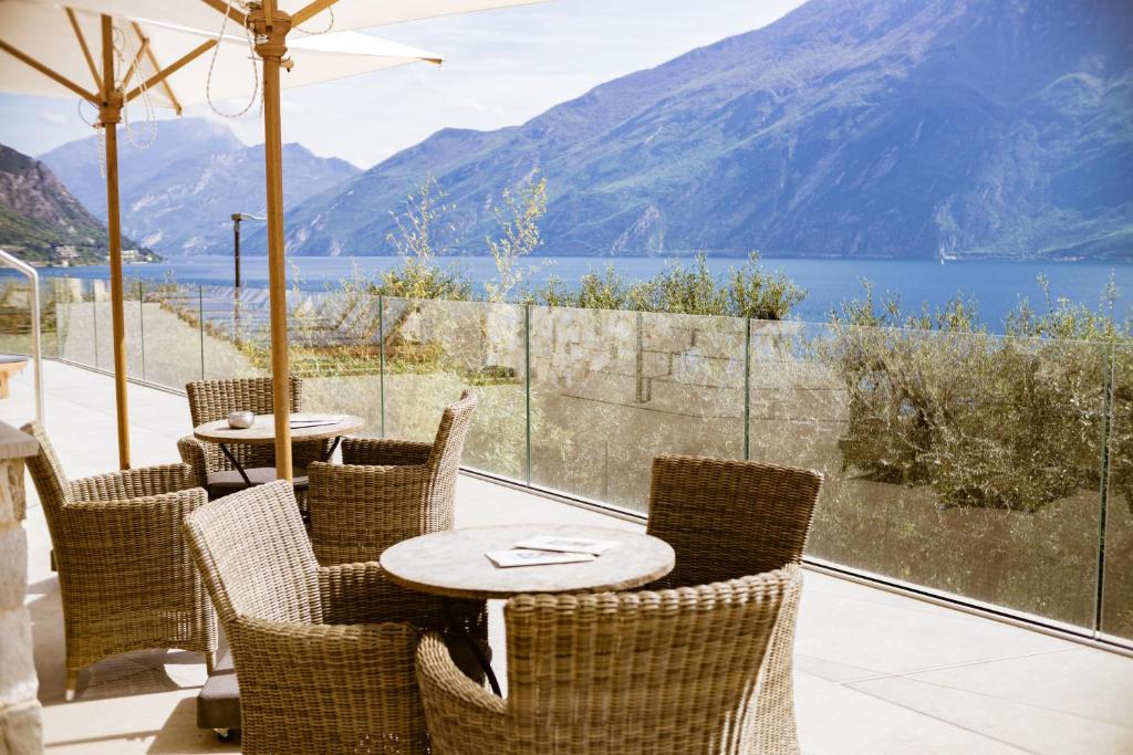 Hotel Mercedes — Restaurant & bars in Limone sul Garda, Lombardy
