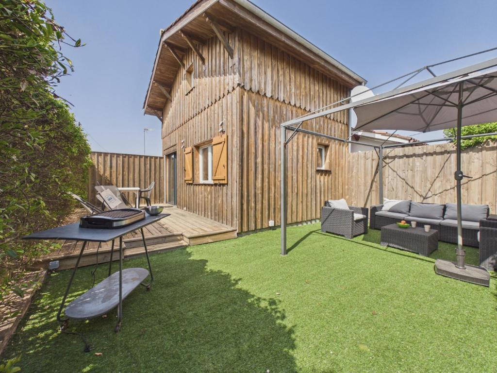 Chalet 700m de la mer, ideal 2 adultes 2 enfants - 1