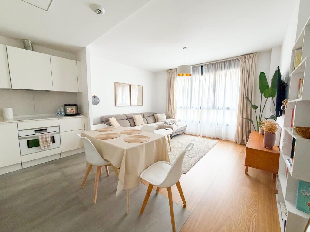 Acogedora vivienda con parking en la Playa de Las Canteras - 1