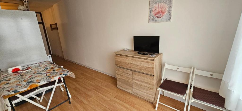 Cam 33 City Center Apartment - 2