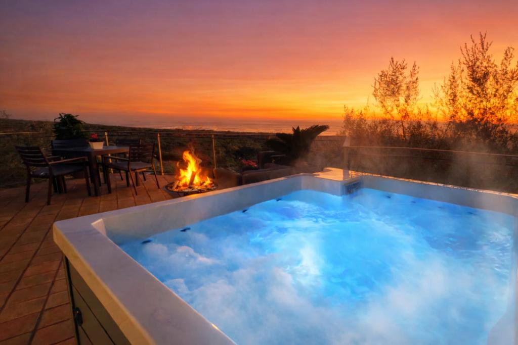 Rahal Etna Luxury Retreat- Private Heated Jacuzzi 98F & Infinity Pool - 2