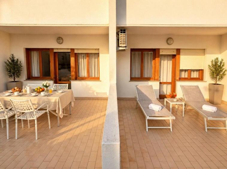 Residence Eolie Appartamento Trilocale con grandi Terrazze - Agenzia Cocal - 2