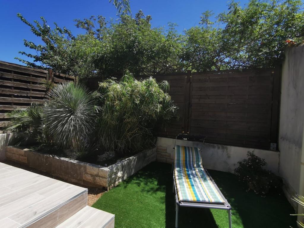 Appartement en résidence avec Jacuzzi - 3