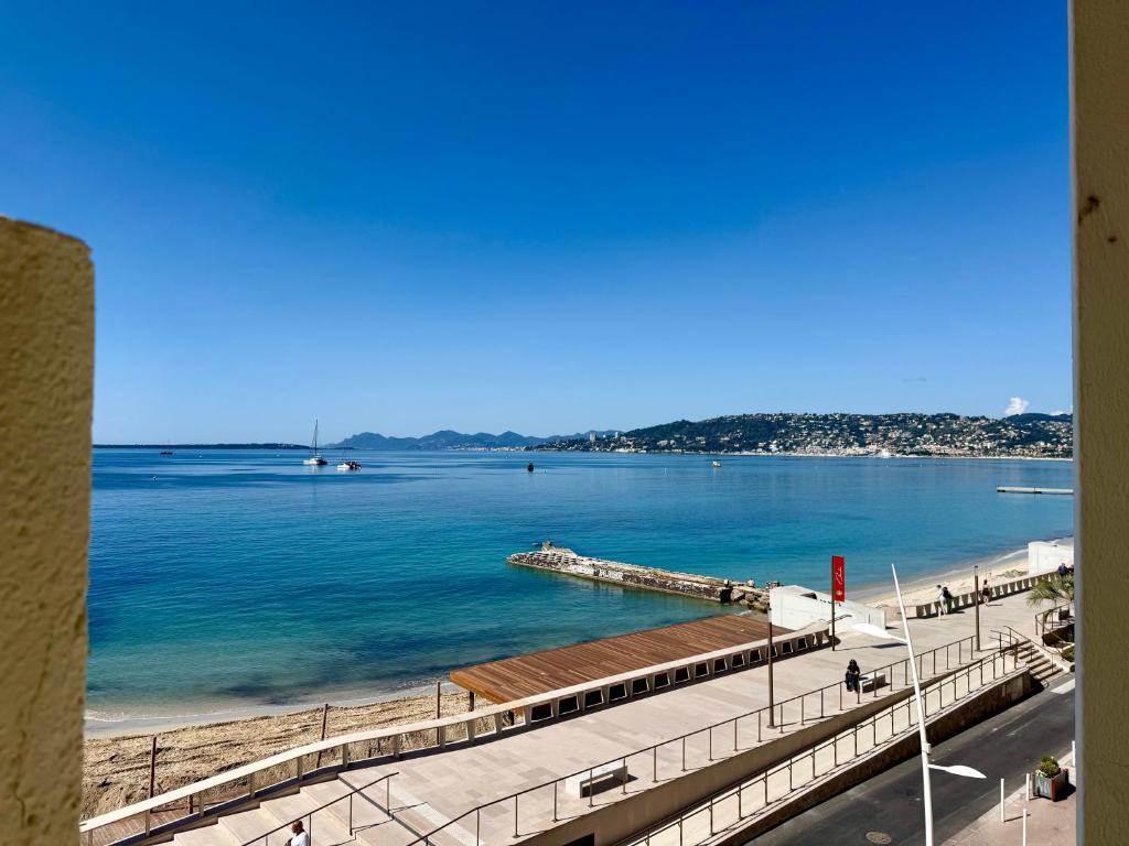 Superbe appartement idéalement situés avec vue mer - 1